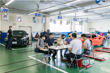 各学科ごとの特徴と進路サポート